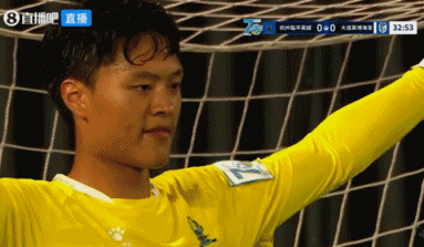 朱鹏宇造点+亲自操刀命中 大连英博半场1-0领先杭州临平吴越