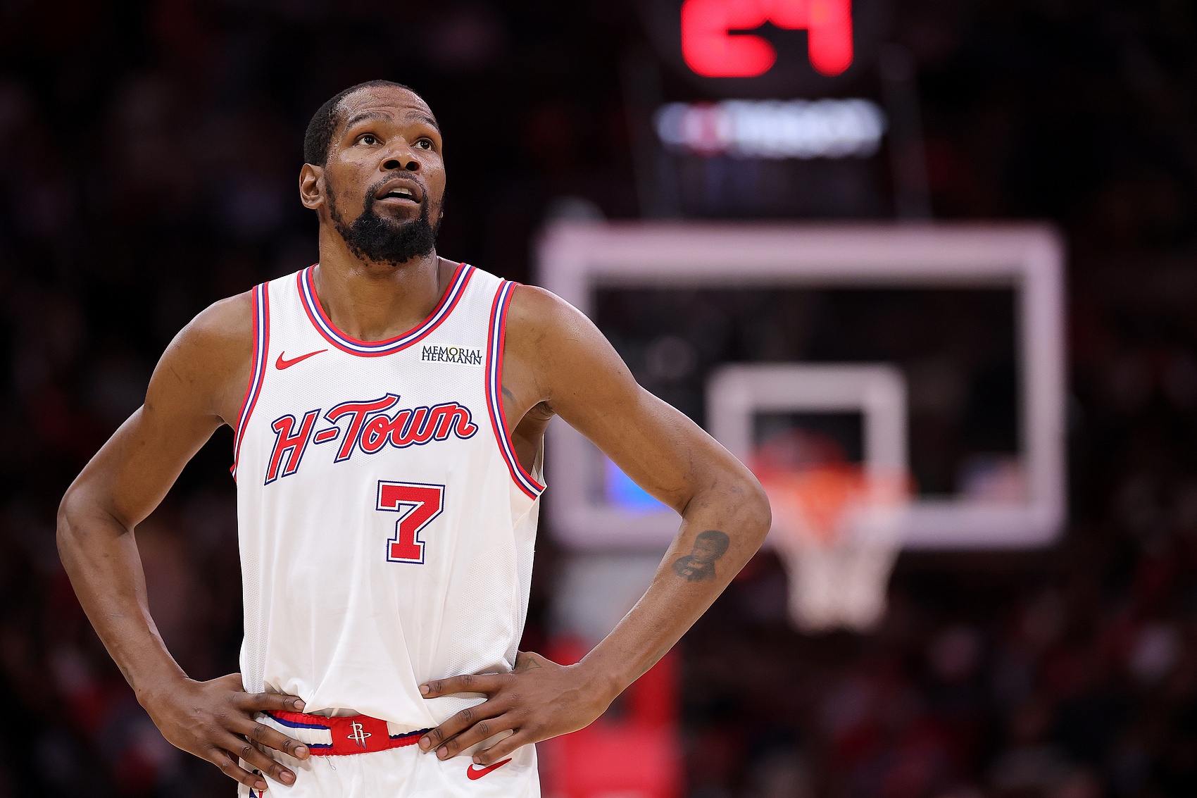 杜兰特休赛期全方位特训 直言新赛季将更全面