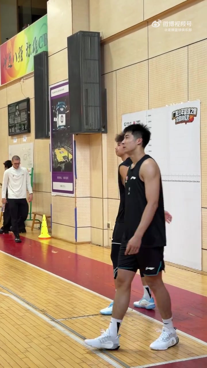 陈国豪归队首训 广州男篮两员大将同日集结