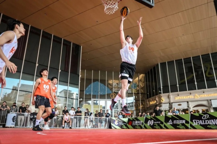 FIBA Open 3x3长宁站落幕：KOTC加时逆转夺冠，闵行动小鹿不败封后