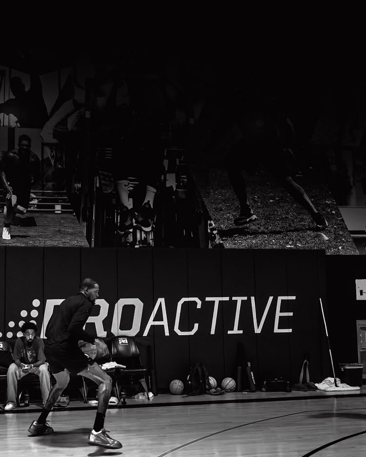 新赛季继续冲！杜兰特更新社媒分享近期训练照